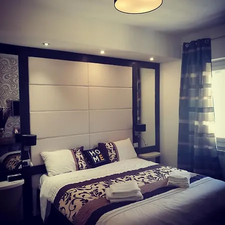 Konukevi Voyage Deluxe Master 3*