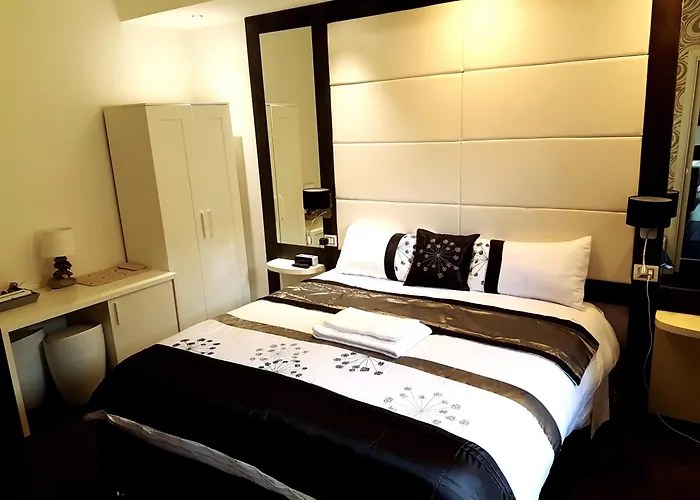 Voyage Deluxe Master 3*